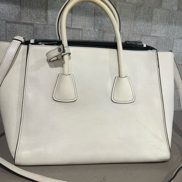SOLD Prada GLACE CALF BN2619 Grayish - Picture 4 of 13